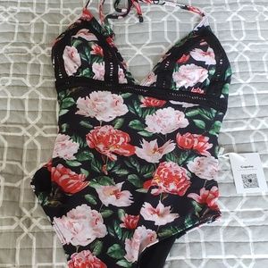 Cupshe Floral One Piece